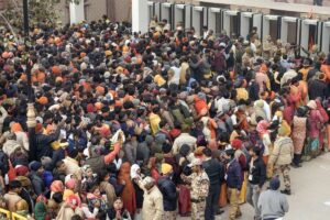 OPINION YOGI'S MAGIC AYODHYA CROWDS CONTROLLED
